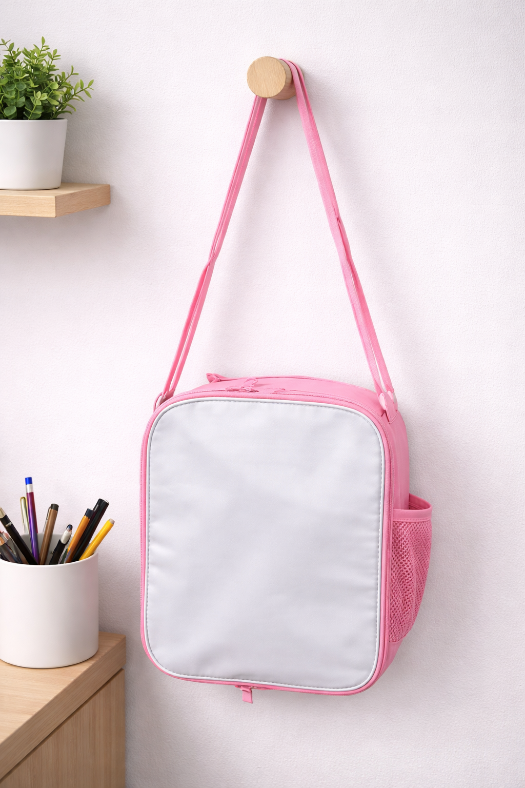 LUNCH BAGS - SHOULDER